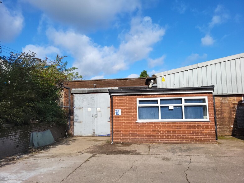 New Rd, Burntwood for rent - Building Photo - Image 1 of 1