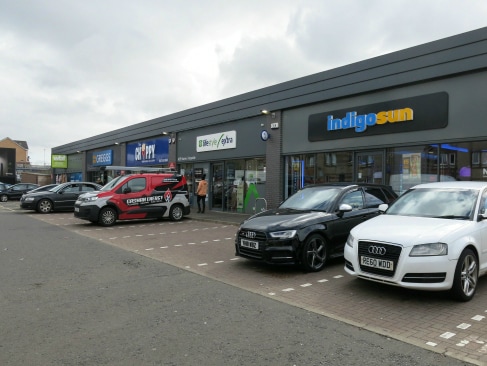 111 Ferguslie, Paisley to rent - Building Photo - Image 2 of 2