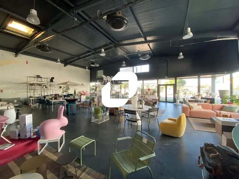 Light Industrial in Mauguio to rent - Interior Photo - Image 3 of 7