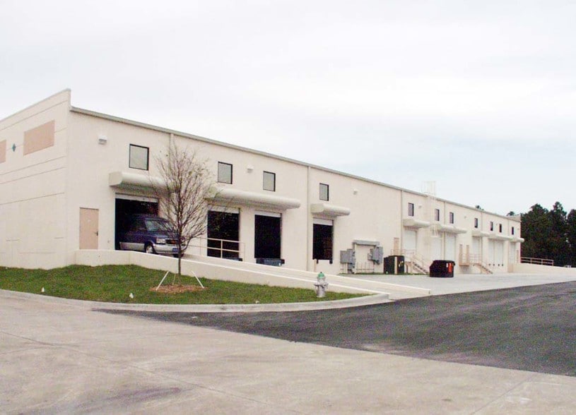 8901 Boggy Creek Rd, Orlando, FL to rent - Other - Image 2 of 4