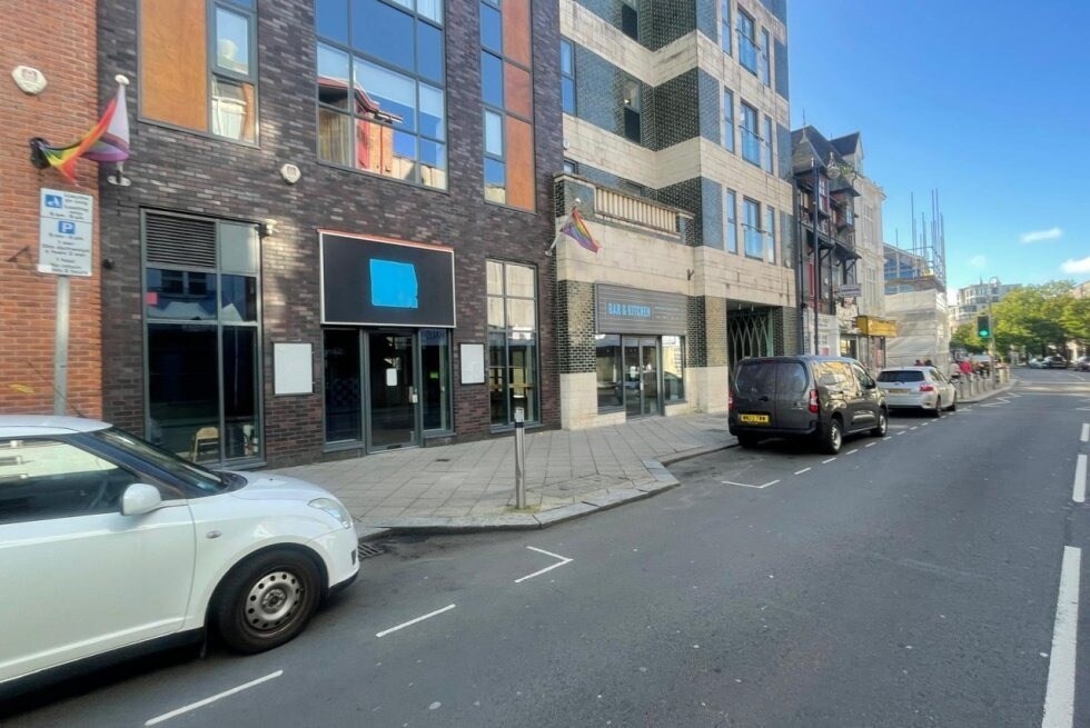 218 High St, Swansea for sale Primary Photo- Image 1 of 1