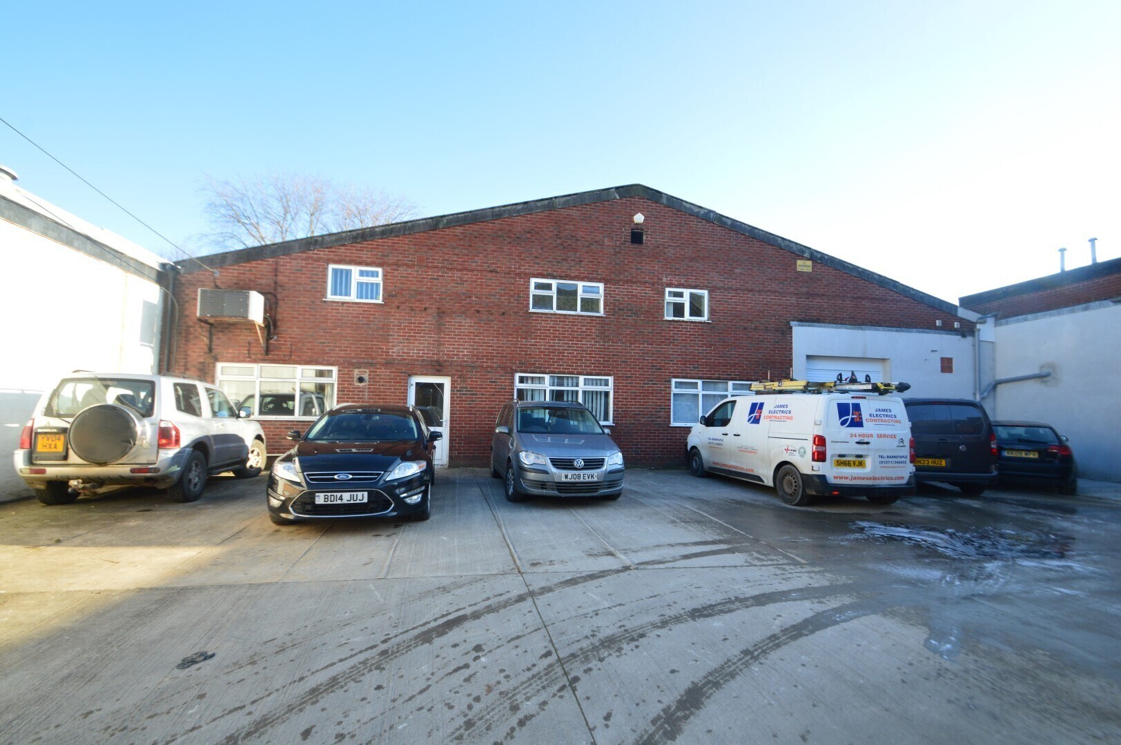 25 Vicarage Lawn, Barnstaple for sale Primary Photo- Image 1 of 1