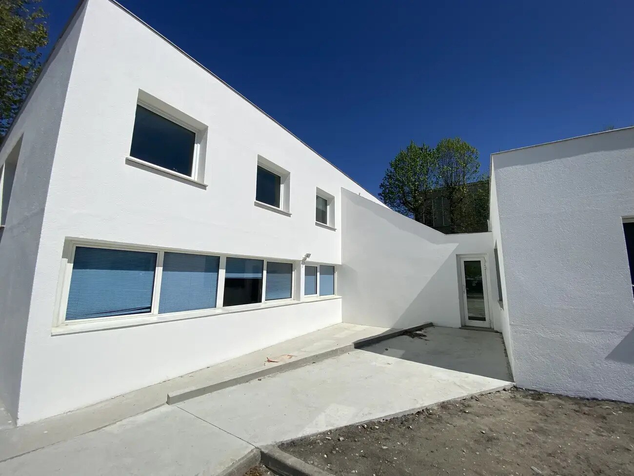 Office in Mérignac to rent Building Photo- Image 1 of 16