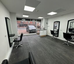 509 Anlaby Rd, Hull to rent Building Photo- Image 1 of 2