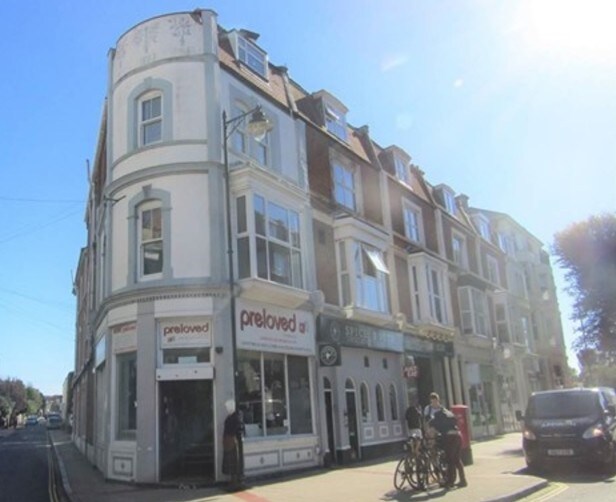 99 Palmerston Rd, Southsea for sale - Primary Photo - Image 1 of 1