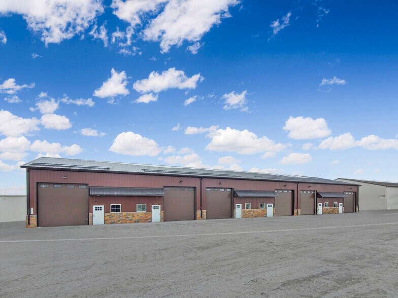 5044 S 50th Ave, Fargo, ND for sale - Building Photo - Image 1 of 1