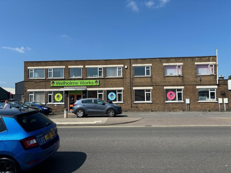 Ladysmith Rd, Grimsby to rent - Building Photo - Image 2 of 7