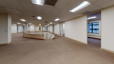 2200 6th Ave, Seattle, WA to rent Interior Photo- Image 2 of 10