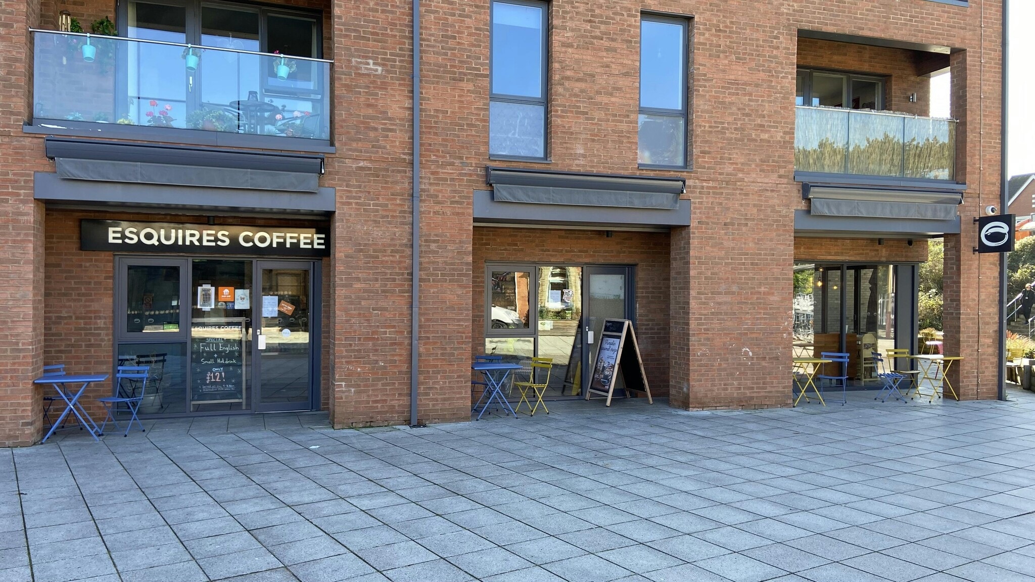 Rosalind Ct, Stratford-Upon-Avon to rent Building Photo- Image 1 of 9