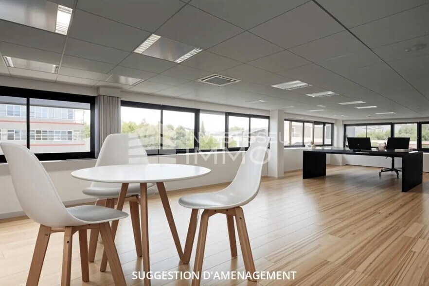 Office in Bourg-la-Reine to rent - Interior Photo - Image 3 of 6