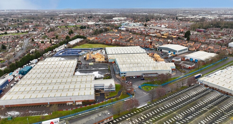 Woden Rd W, Wednesbury to rent - Aerial - Image 1 of 2