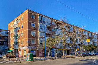 Avenida Doctor Mendiguchía Carric, 25, Leganés, Madrid for sale Primary Photo- Image 1 of 3