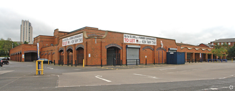 Bloom St, Oldham for sale - Primary Photo - Image 1 of 1