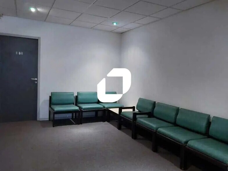 Office in Montpellier to rent - Interior Photo - Image 3 of 6