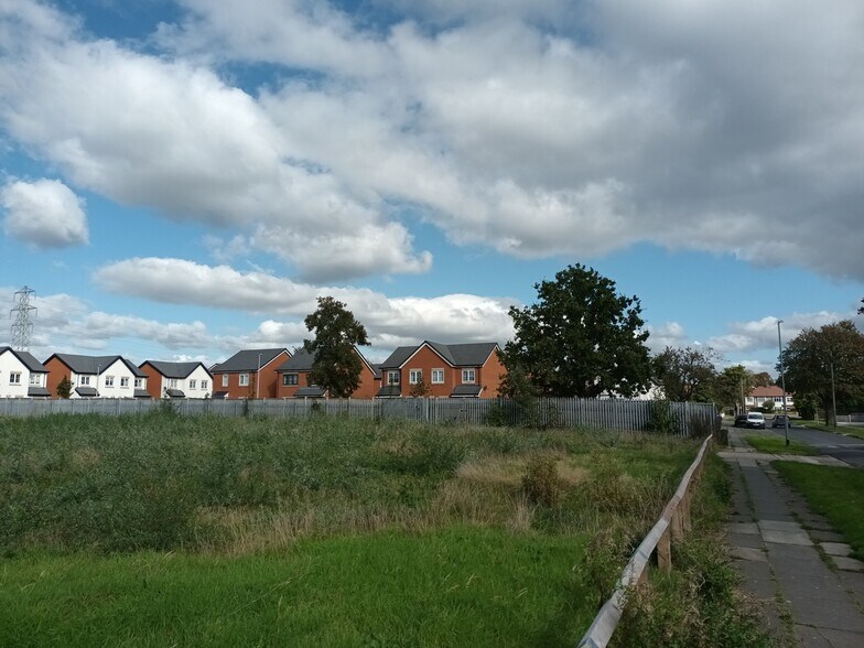 Lyndale Ave, Wirral for sale - Building Photo - Image 2 of 3