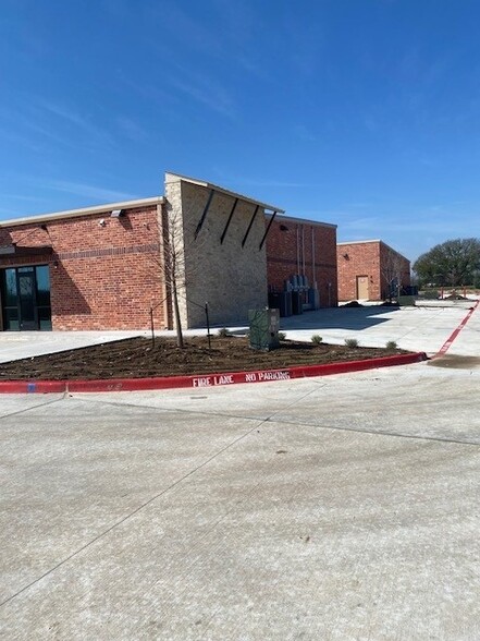 1767 Old State Highway 24, Little Elm, TX for rent - Building Photo - Image 2 of 3