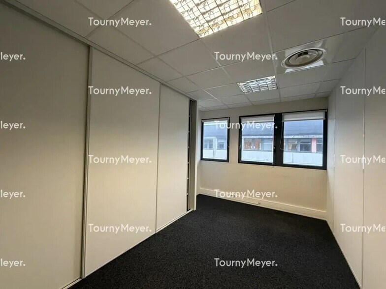Office in Saint-Herblain to rent - Interior Photo - Image 3 of 4