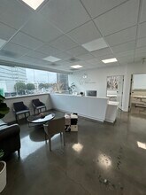 240 S La Cienega Blvd, Beverly Hills, CA to rent Building Photo- Image 2 of 5