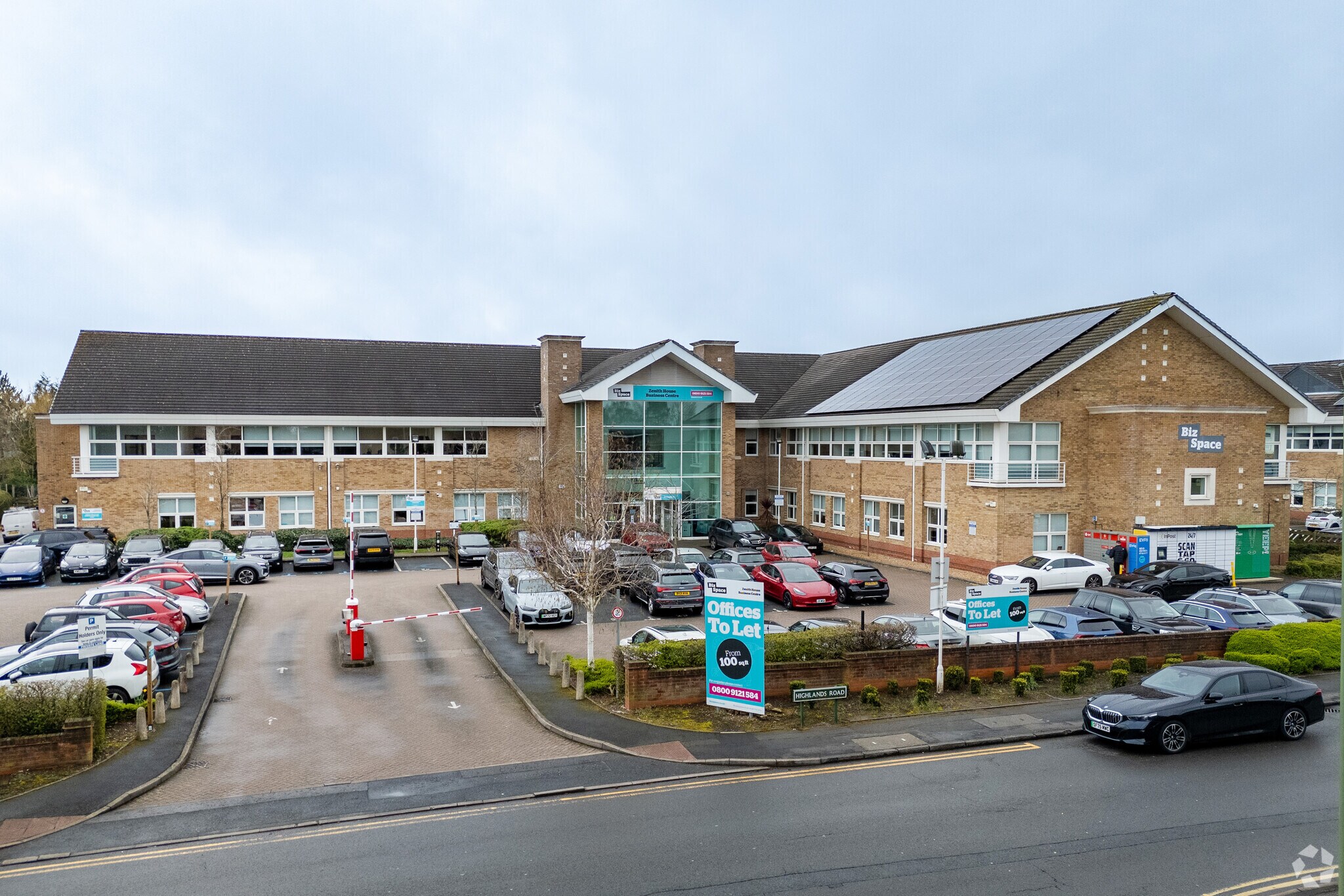 Highlands Rd, Solihull to rent Primary Photo- Image 1 of 6