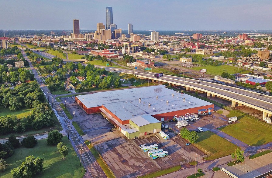 1825 N Walnut Ave, Oklahoma City, OK for rent - Aerial - Image 3 of 8