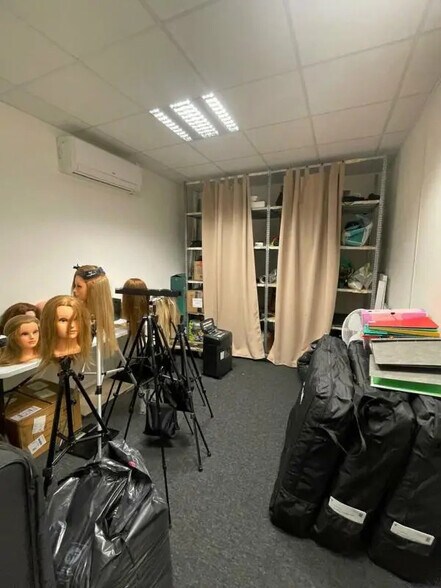 Office in Mérignac to rent - Building Photo - Image 3 of 12