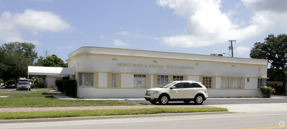 708 S 6th St, Fort Pierce, FL for sale - Building Photo - Image 2 of 3