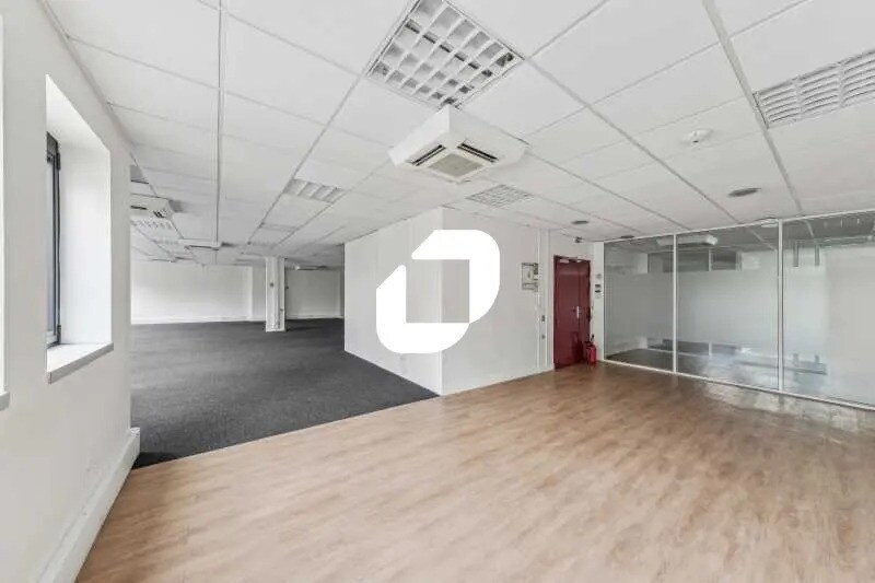 Office in Boulogne-Billancourt to rent Building Photo- Image 1 of 16