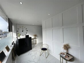 206 High Rd, Benfleet to rent Building Photo- Image 1 of 7