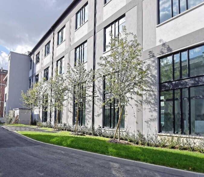 Light Industrial in Ivry-sur-Seine to rent - Building Photo - Image 2 of 25