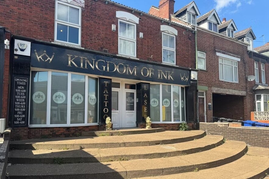 114-114A Bentley Rd, Doncaster to rent - Primary Photo - Image 1 of 3