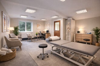 Pebble Close, Tadworth to rent Interior Photo- Image 2 of 7