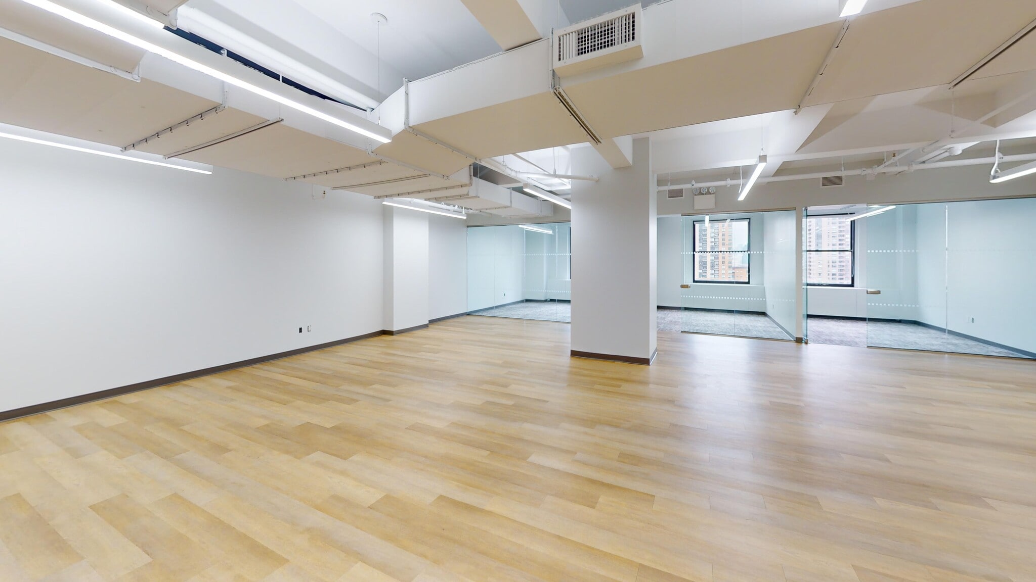 39 Broadway, New York, NY to rent Interior Photo- Image 1 of 8