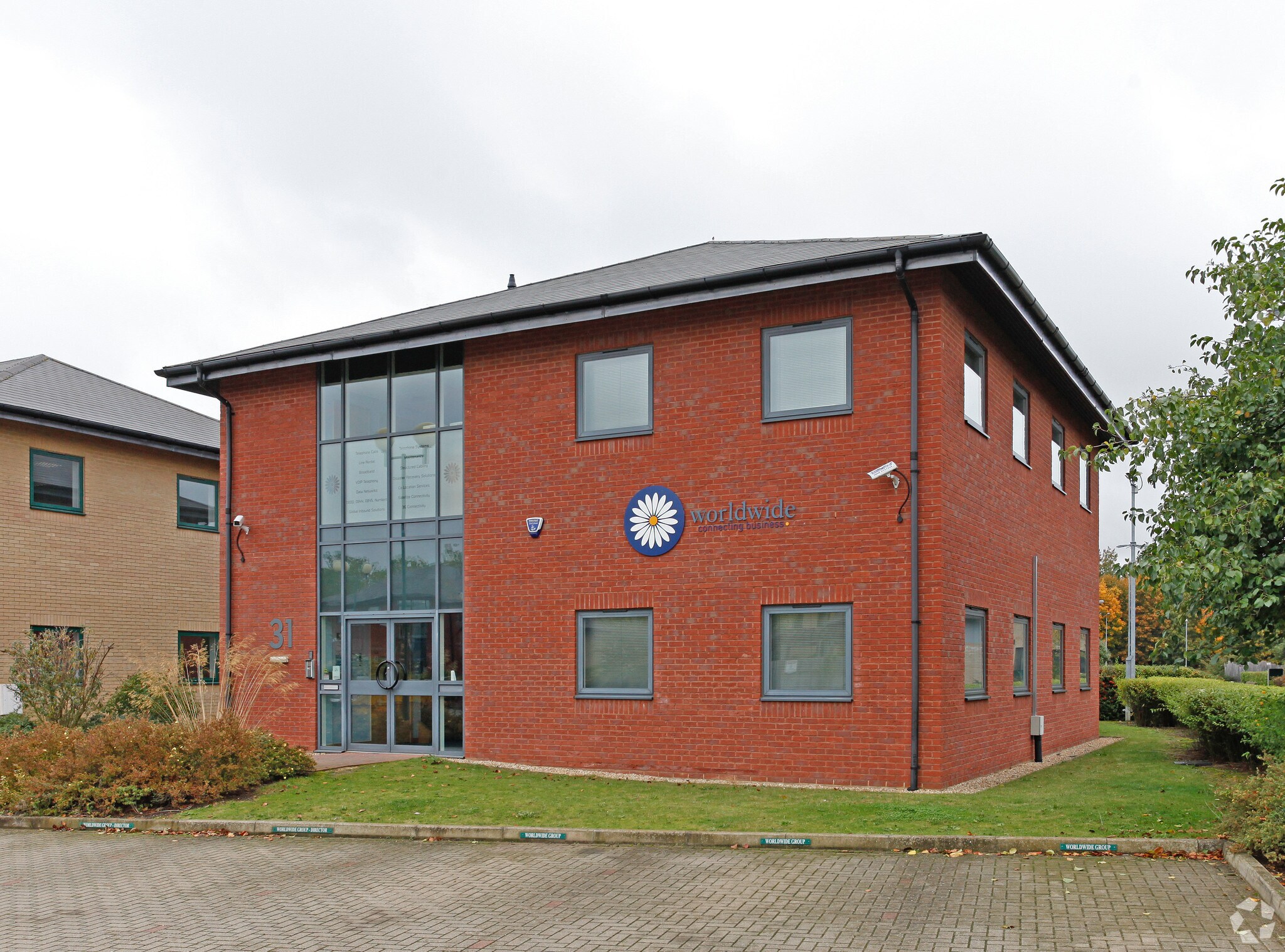 31 Commerce Rd, Peterborough for sale Primary Photo- Image 1 of 1