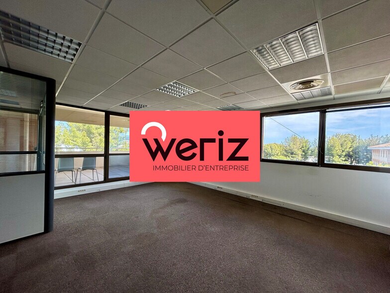 515 Avenue De La Tramontane, La Ciotat for sale - Interior Photo - Image 3 of 5