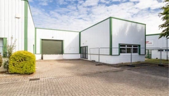 25-28 Lyveden Rd, Northampton to rent - Building Photo - Image 2 of 3