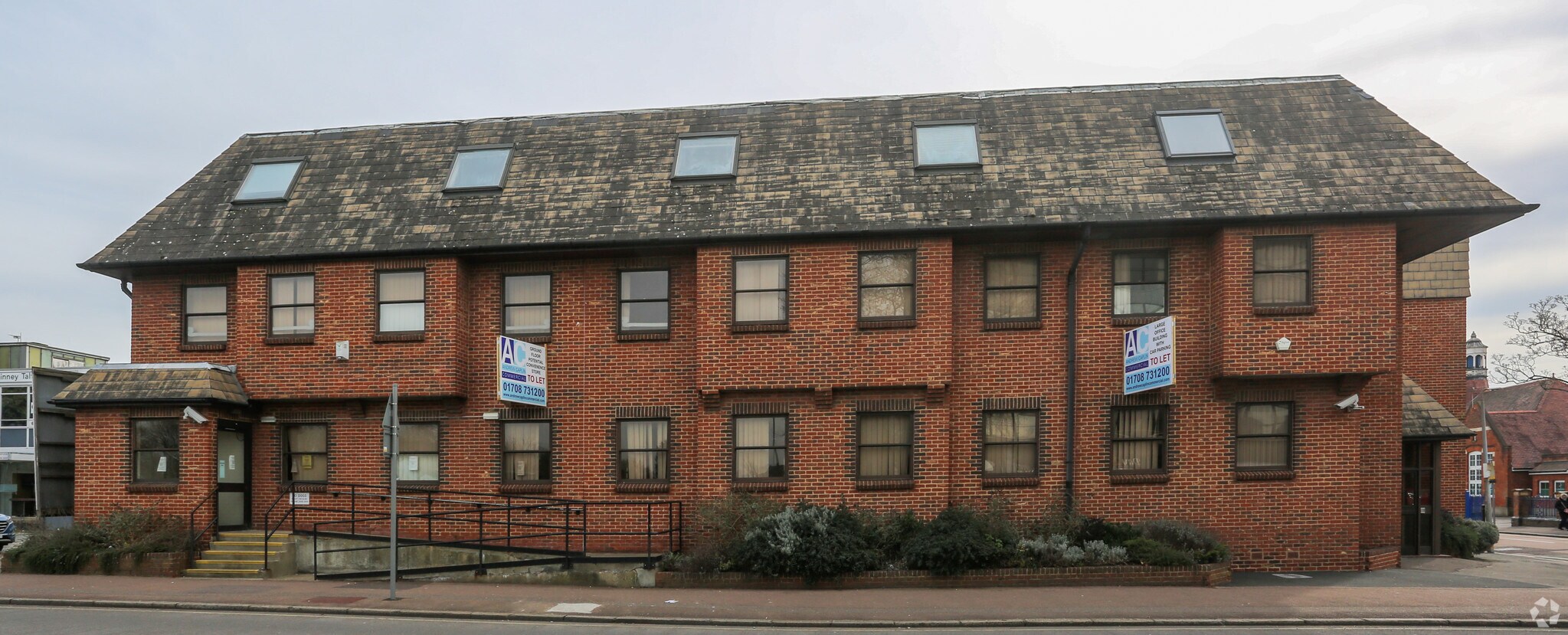 North St, Hornchurch for sale Primary Photo- Image 1 of 1