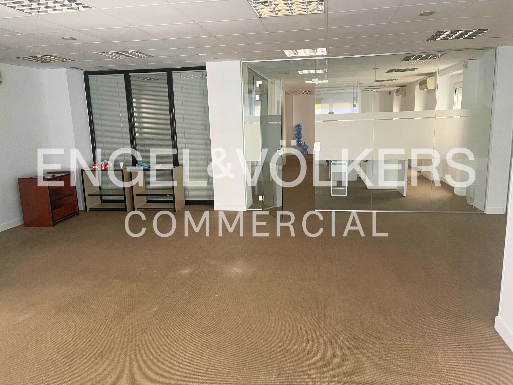 Office in Madrid, Madrid to rent Interior Photo- Image 1 of 6