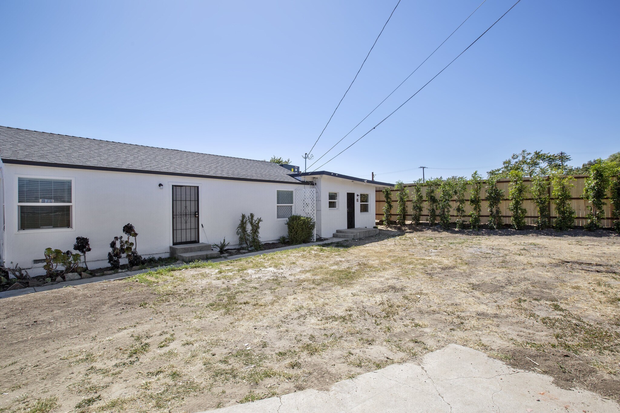 11465 Nardo St, Ventura, CA for sale Primary Photo- Image 1 of 1