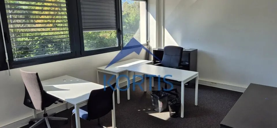 Vente Bureaux 89 m² à 211 m² - Photo 1