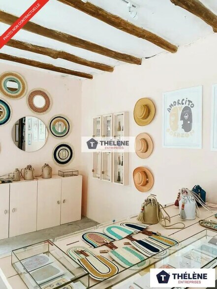 Retail in Lattes to rent - Building Photo - Image 2 of 5