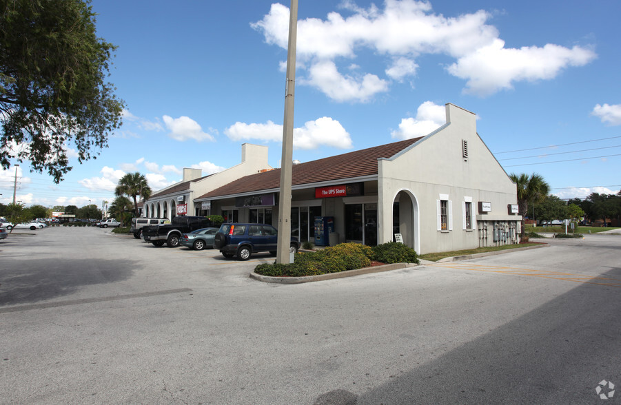 6802-6822 22nd Ave N, Saint Petersburg, FL for rent - Primary Photo - Image 1 of 5