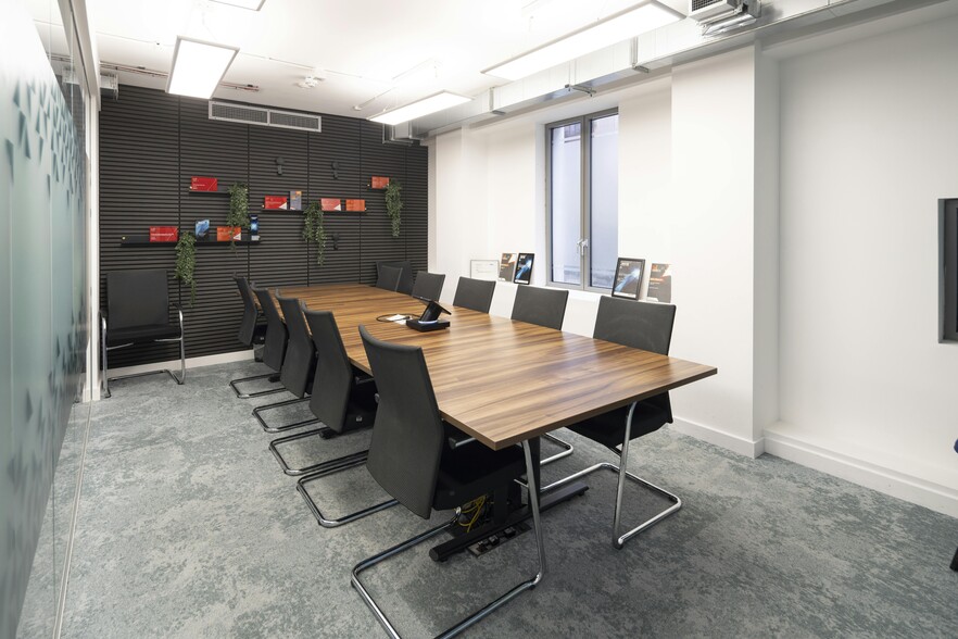 13-15 John Adam St, London to rent - Building Photo - Image 2 of 31