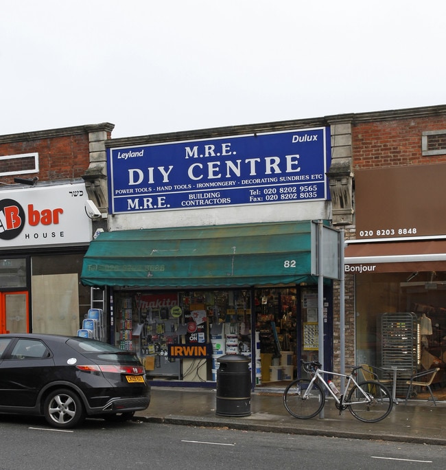 More details for 82 Brent St, London - Retail to Rent