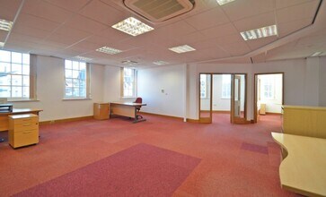 Welsh Bridge, Shrewsbury to rent Interior Photo- Image 2 of 4