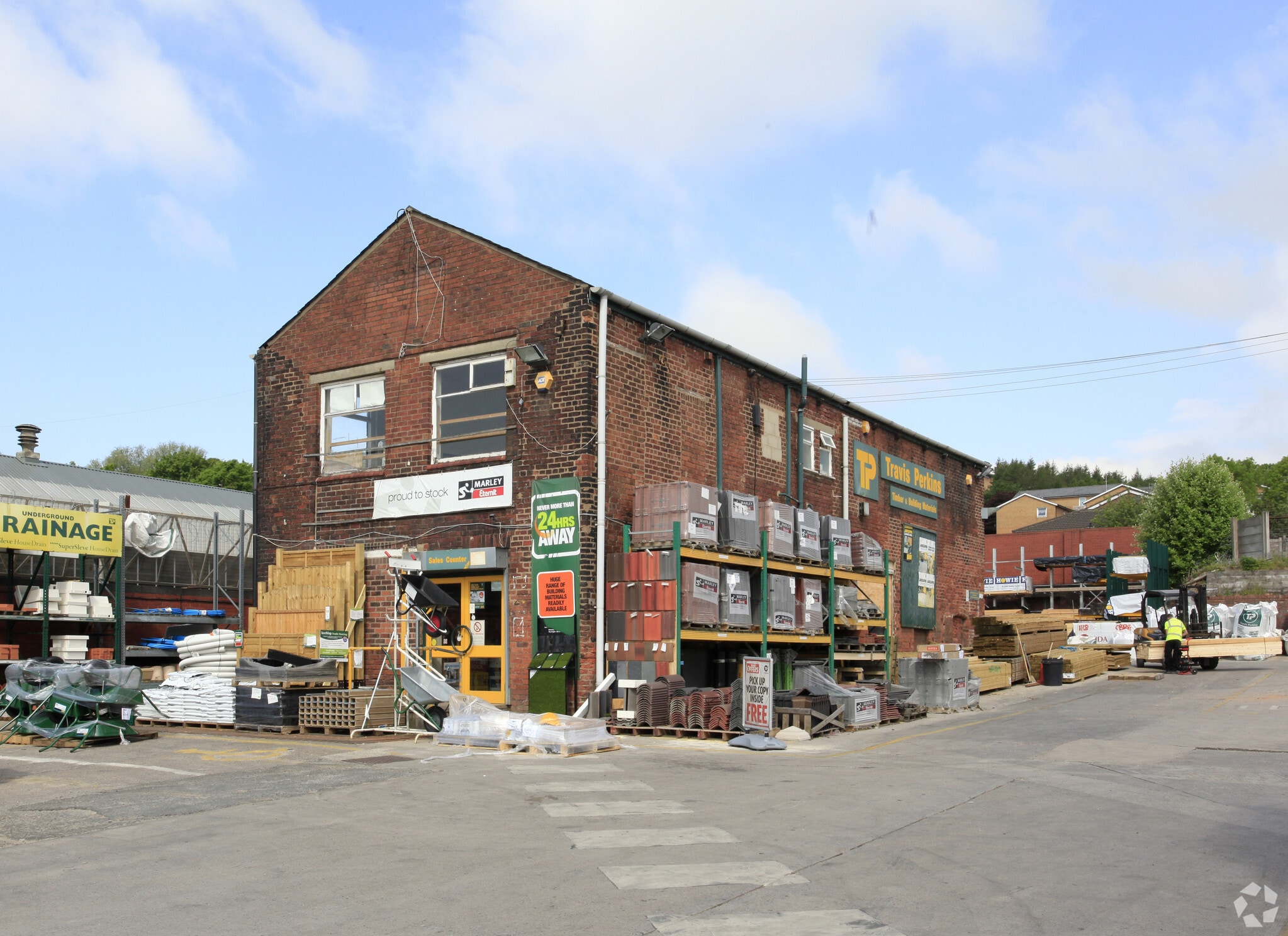 Bell St, Oldham for sale Primary Photo- Image 1 of 1