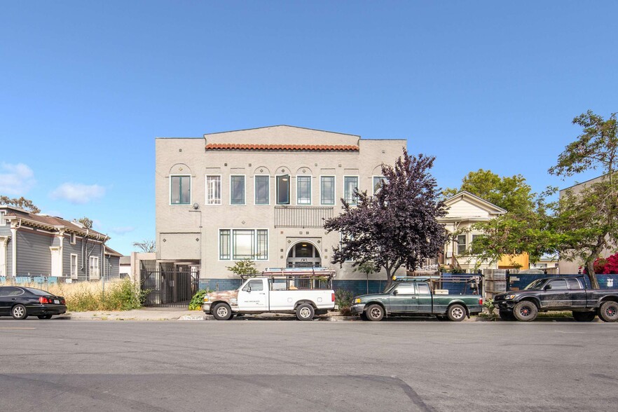 2915 Martin Luther King Way, Oakland, CA for sale - Building Photo - Image 1 of 1