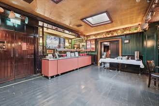 697-699 High Rd, Ilford to rent Interior Photo- Image 2 of 24