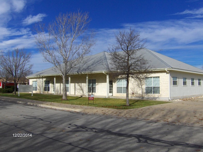 605 River Bend Dr, Georgetown, TX for rent - Building Photo - Image 3 of 14