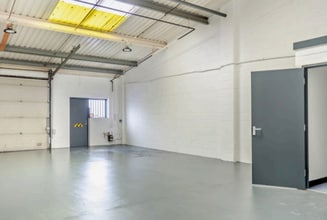 Enterprise Way, Bradford to rent Interior Photo- Image 2 of 2