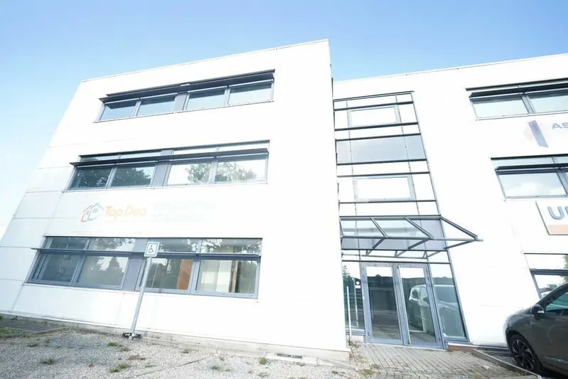 81-83 Rue Elisée Reclus, Décines-Charpieu to rent Building Photo- Image 1 of 27